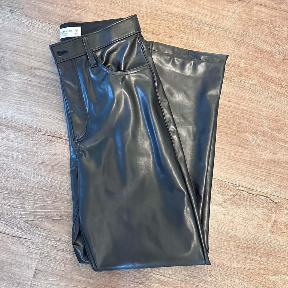 Abercrombie & Fitch Size 27 Black Ultra High Rise Leather Pants